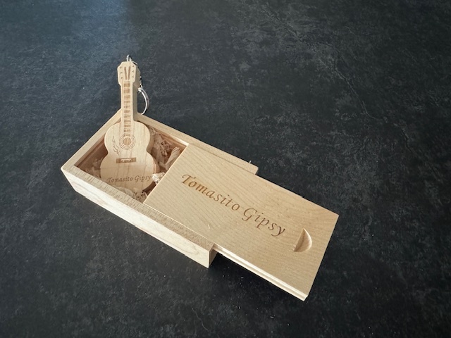 [cléusb] Pack Ultime de Tomasito - Clé USB 64 Go